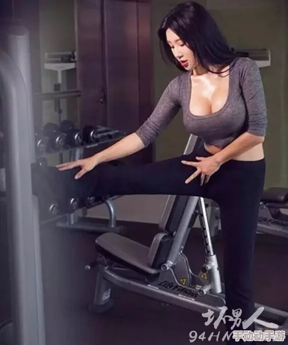 日本夏冰寒说:美女翘臀内疯狂进出,近日在社交媒体上引发热议,众多网友纷纷评论并分享相关视频,引起广泛关注 日本夏冰寒说:美女翘臀内疯狂进出,近日在社交媒体上引发热议,众多网友纷纷评论并分享相关视频,引起广泛关注