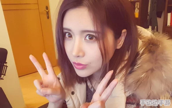 伊伊：震撼全网的惊人秘密曝光，背后真相让人瞠目结舌，网友热议不断！