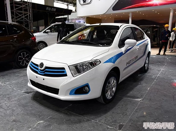 欲色游乐园高h：最新动态揭示了该项目的进展与未来发展方向，引发了广泛关注和讨论