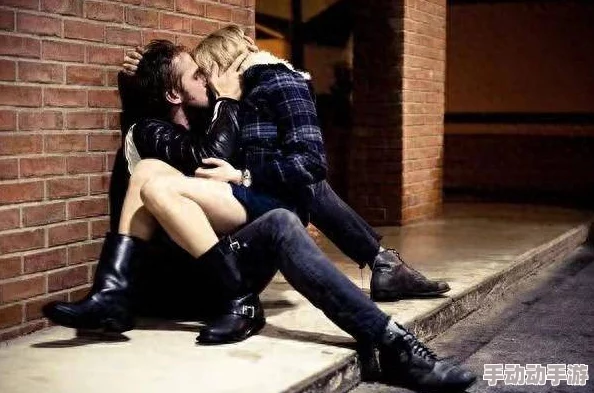 高辣H文女系列：探索激情与欲望交织的女性故事