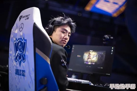 高达破坏者4游戏中觉醒技能的高效触发方法与实战应用技巧