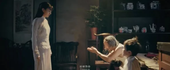 日日拍夜夜嗷嗷叫国产：最新动态显示该系列作品在市场上持续受到热议，观众反响热烈，期待后续更新