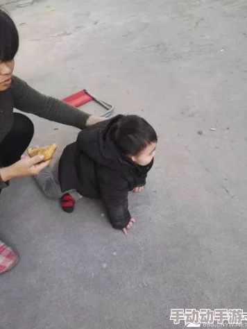 不听话被军少扒了按着打屁股，近日该事件引发热议，网友们纷纷讨论军少的行为是否过于严厉