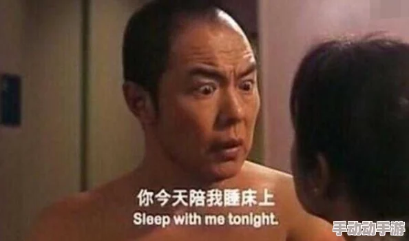 激情四溢的男女做爰猛烈啪啪，床戏中尽显亲密与热烈的动人瞬间