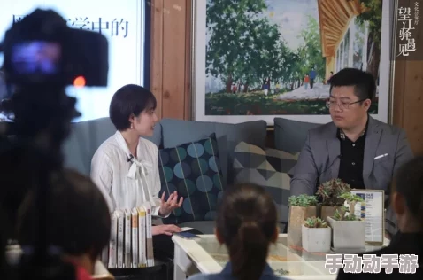 玩乳h文奶水和尚：最新动态揭示了这一题材在网络文化中的发展与受众反响，吸引了越来越多的关注与讨论