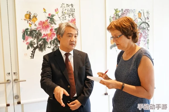 玩乳h文奶水和尚：最新动态揭示了这一题材在网络文化中的发展与受众反响，吸引了越来越多的关注与讨论