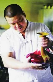 欧美色激情：最新动态揭示了当下流行的文化趋势与艺术表现，展现出多元化的情感表达和视觉冲击力