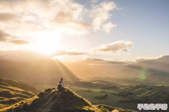 探索视觉艺术的极致魅力：美女被啪到深处的动态GIF图，展现激情与美感的完美结合