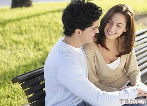 探索男人和女人之间的亲密关系与爱的多样性：三级情感互动解析