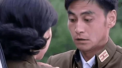 强行扒开双腿猛烈进入免费视频，网友们对此视频的内容和表现手法褒贬不一，有人认为过于露骨，也有人觉得真实