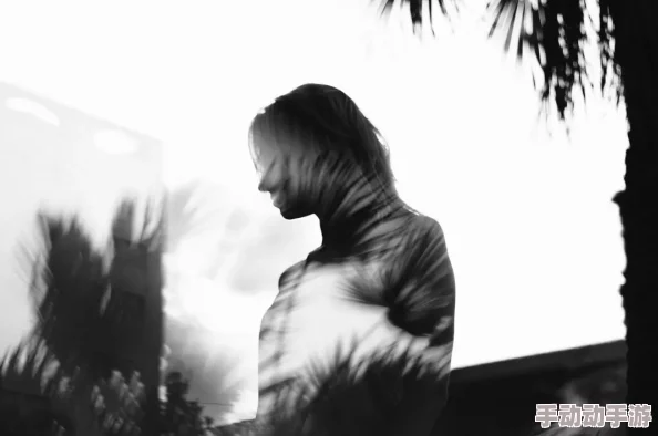 禁忌之恋：在欲望与道德的边缘，乱肉伦辣妇小说揭示人性的复杂与深邃