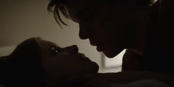 禁忌之恋：在欲望与道德的边缘，乱肉伦辣妇小说揭示人性的复杂与深邃