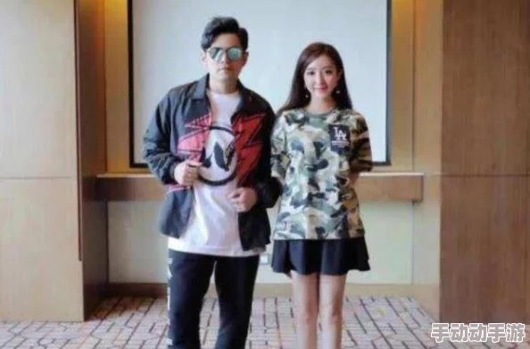 关晓彤被曝出奶水事件，引发网友热议与讨论，真相究竟如何？