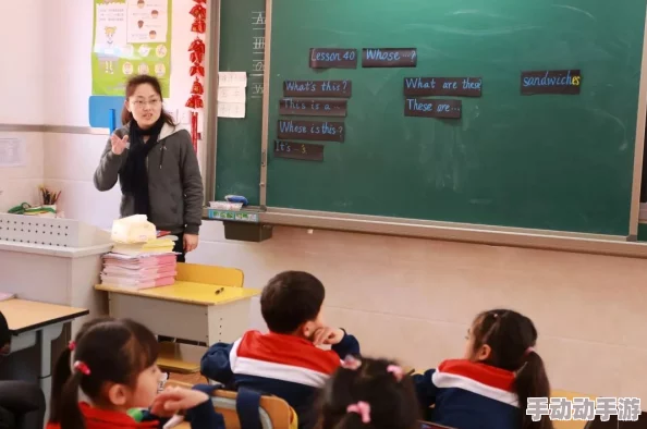 轻松愉快的课堂：老师如何巧妙运用‘轻点操’提升学生学习兴趣与专注力