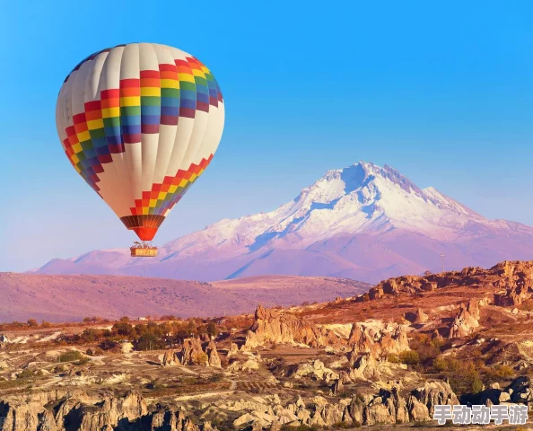 一直奔向月游戏内货币种类及使用方法详解