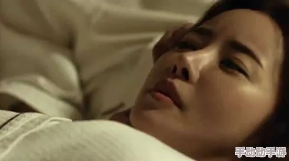 探索韩国三级电影的魅力：3小时以上精彩合集，带你领略不一样的视听盛宴与情感深度