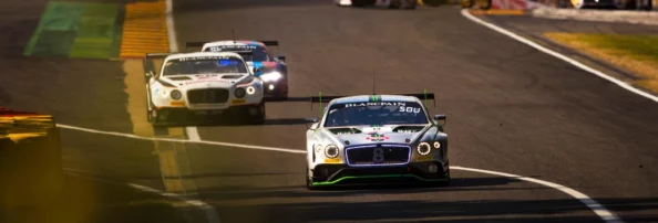 皇室战争：小车队与闪电法师性能优劣比拼，哪个更好用？