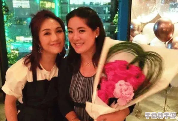 办公室肉明星美妇：近日，她在社交媒体上分享了自己的健身日常，引发粉丝热议，称赞其坚持与努力