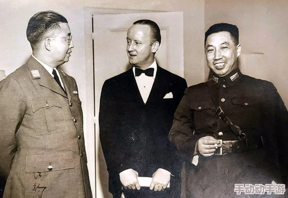 使命召唤手游M1928汤普森性能评测及实战应用，附最佳枪械配件推荐指南