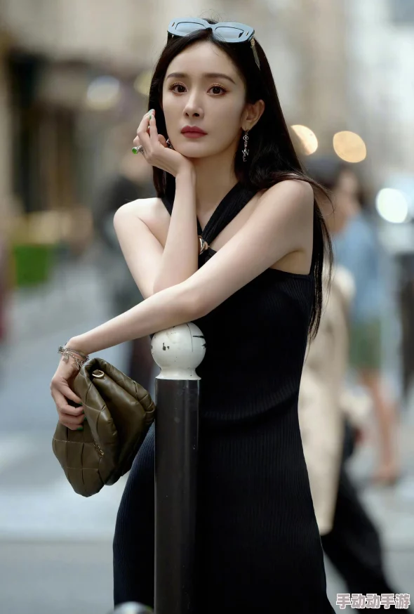 探索女性魅力：独特视角下的舔美女下面视频分享与讨论平台