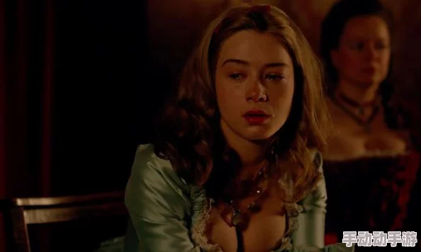 探索激情与浪漫的边界：大尺度戏剧性吻胸视频带你领略爱的极致体验与情感交融