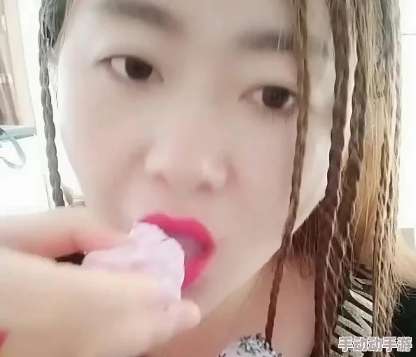 日本夏冰寒说：老师我好爽再深一点h：近日，该作品在网络上引发热议，许多网友分享了自己的看法和感受