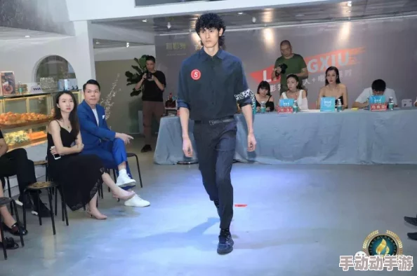 探索欧美美女一区：魅力四射的时尚与风格，尽显独特个性之美