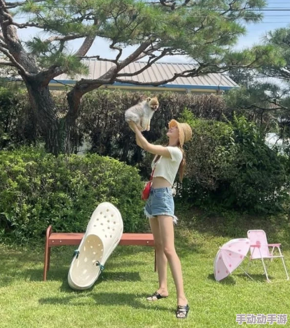 女人被男人爽到呻吟的动态引发热议，网友们纷纷表达对这种情感交流的看法，认为这体现了亲密关系的重要性