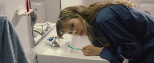我前女友的好朋友：她竟然在背后做了这些令人震惊的事情，真相让人难以置信！