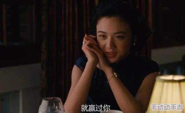 在欲望的漩涡中：多男一女共赴全肉之旅，探索禁忌与激情交织的极致体验