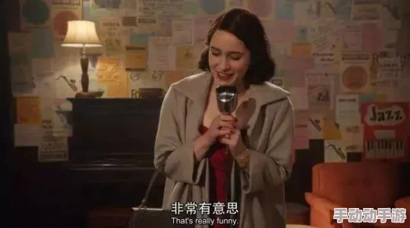 亚洲伊人国产：最新动态揭示了该品牌在市场上的新策略与产品创新，吸引了众多消费者的关注与讨论