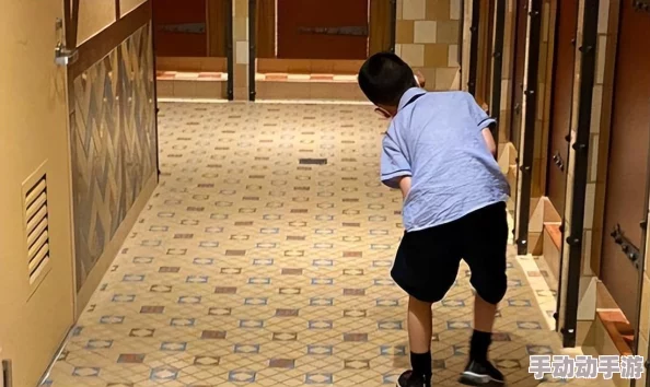 全是肉的高h喂奶：近期该作品在网络上引发热议，许多读者分享了自己的阅读体验和感受