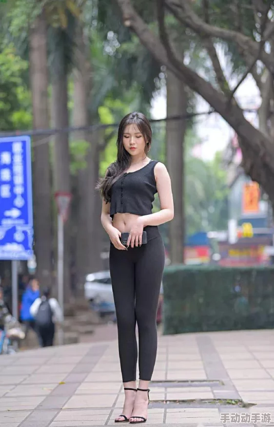 jvid精品视频极品美女，网友们纷纷表示这类视频的画质和内容都很吸引人，但也有人对其真实性提出了质疑