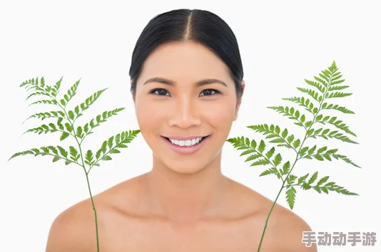 女人裸下部图引发社会热议，专家呼吁加强对女性身体权利的保护与尊重，推动相关法律法规的完善