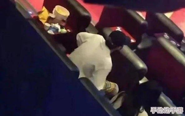 av爱爱入口＂引发热议，网友热衷讨论背后隐藏的秘密与惊人真相！