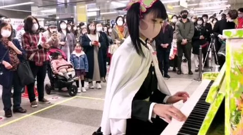 三上悠亚中文字幕在线播放：最新动态更新，提供更丰富的观看体验与精彩内容，满足粉丝们的需求