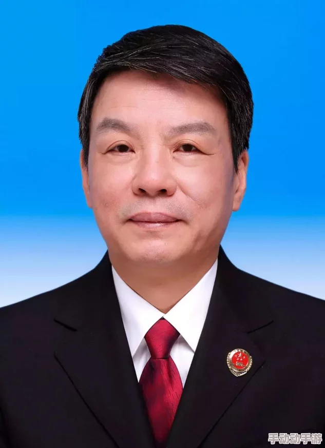 国产一级二级在线观看：许多网友表示这种资源的获取方式让人感到方便，但也有人担心内容的合法性和安全性