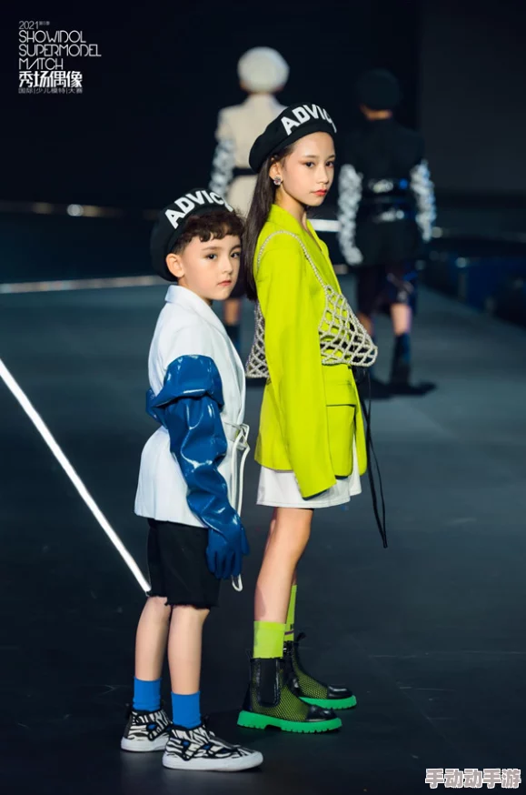 langyou夜战小模特:全新系列发布,展现独特魅力与时尚风格,引领潮流新趋势! langyou夜战小模特:全新系列发布,展现独特魅力与时尚风格,引领潮流新趋势!