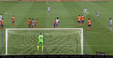 胜利足球新手必看：全面解析射门技巧与实战应用详解