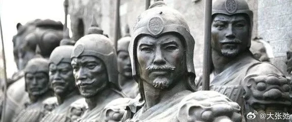yin乱秘史原续＂：揭示古代权力斗争背后的隐秘故事，探讨历史人物的真实面貌与情感纠葛，引发热议！