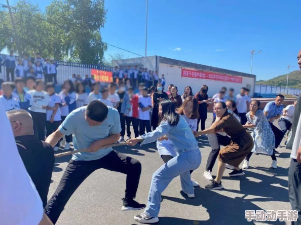 山村yin乱大合集：最新动态揭示乡村生活中的隐秘与挑战，反映出社会变迁带来的种种影响与困扰