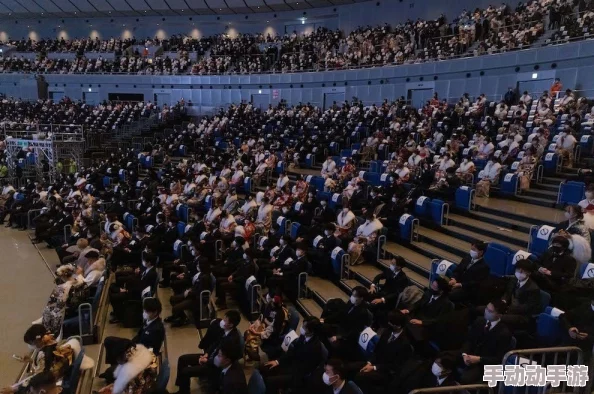 Japan18hdxxxx：最新动态揭示日本成人娱乐行业的变化与发展趋势，吸引了众多观众的关注与讨论