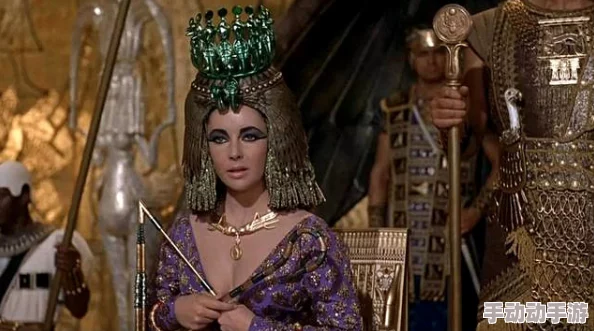 探索埃及艳后：历史与传说交织的魅力之旅，揭秘她的传奇人生