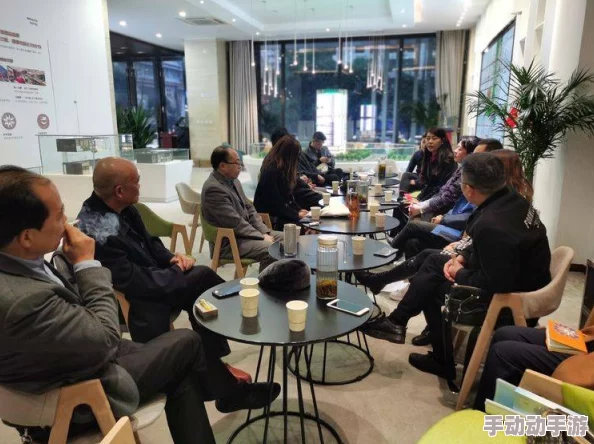 亚洲国产精品专区：最新动态与趋势分析，助力用户更好地了解市场变化与发展方向