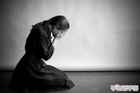 在绝望中挣扎：强迫用肉体偿债的已婚妇女的悲惨命运与抗争