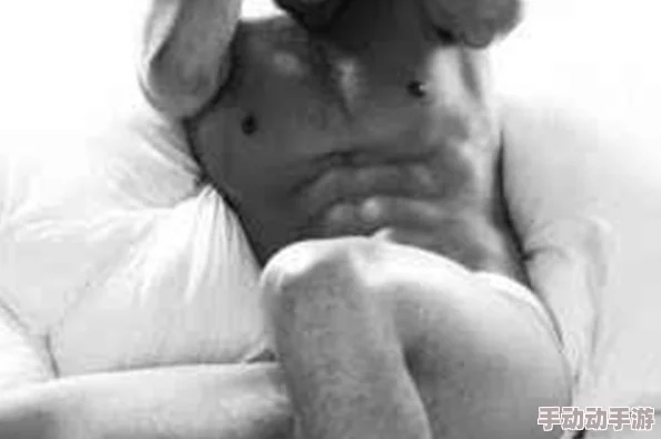 china外卖员gay国产在线观看：最新动态显示该视频在社交平台上引发热议，吸引了大量观众关注与讨论