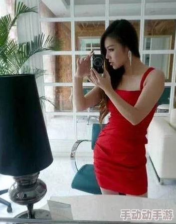 性感美女视频大尺度诱惑，网友纷纷表示这种内容虽然吸引眼球，但也希望能有更多健康向上的作品