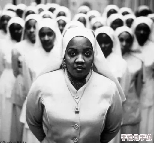 中国女人与黑人做爰：文化交流中的情感碰撞与社会反响引发热议，探讨多元化背景下的爱情观念