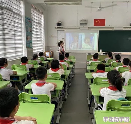 1黄色视频：网友热议其对青少年影响，呼吁加强网络监管与教育引导