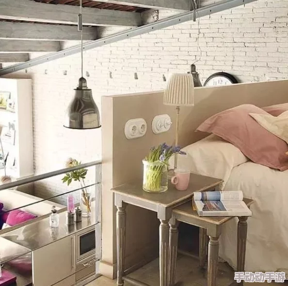 宿舍里的秘密：如何在有限空间中创造浪漫与亲密的独特体验